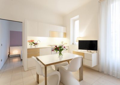 Residence La Casa di Alice appartamenti in affitto Milano bilocale executive cucina 4