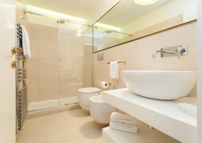 Residence La Casa di Alice appartamenti in affitto Milano bilocale luxury bagno