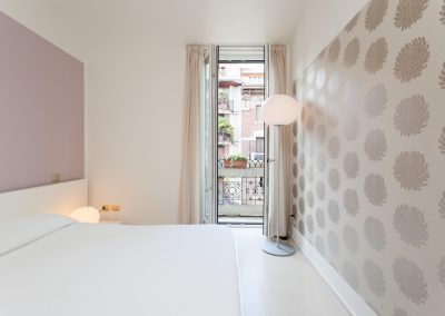 Residence La Casa di Alice appartamenti in affitto Milano bilocale luxury camera da letto 4