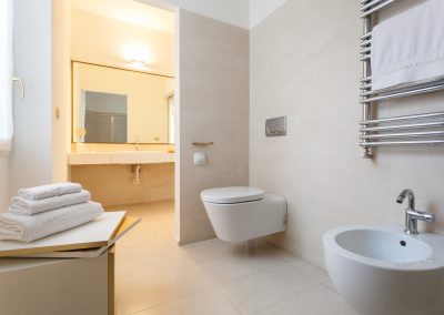 Residence La Casa di Alice appartamenti in affitto Milano bilocale smart gelsomino bagno 3